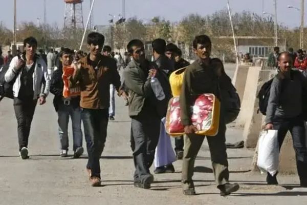 Iranian Human Rights Group Warns of Escalating Racism Against Afghan Migrants