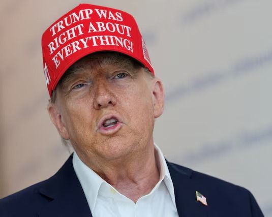 ترامپ میگوید کنارهم آوردن پوتین و زلنسکی به مخلوط کردن سرکه و روغن میماند