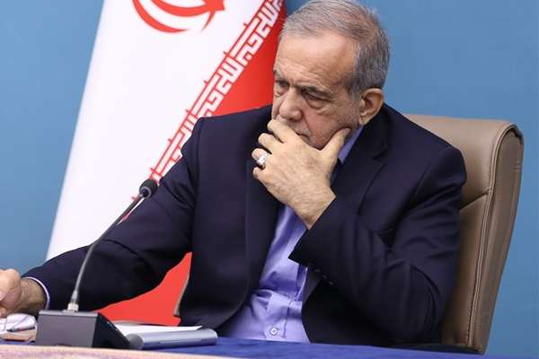 رئیسجمهور ایران قانون تعلیق همکاری با سازمان بینالمللی انرژی اتمی را توشیح کرد