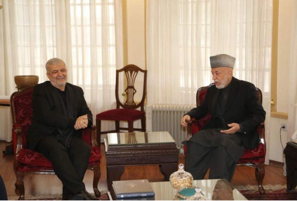 حامد کرزی برای حل مشکلات مردم افغانستان خواستار ارائه ابتکار منطقه‌ای شد