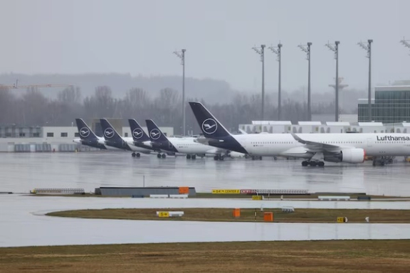 نن له اسلام اباده جرمني ته د افغانانو یوه بله چارټر الوتکه روانیږي