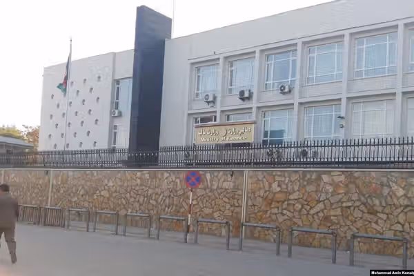 طالبان در پنج سال حدود ۱۴ میلیارد دالر درآمد داخلی جمعآوری کرده است