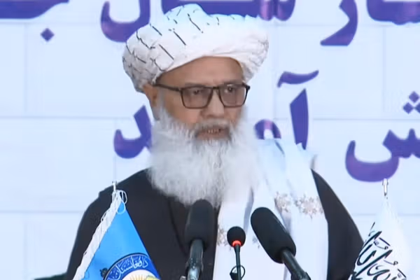 د طالبانو د چارو ادارې رییس: د پخواني حکومت ښوونیز نصاب له بهر څخه راوړل شوی و