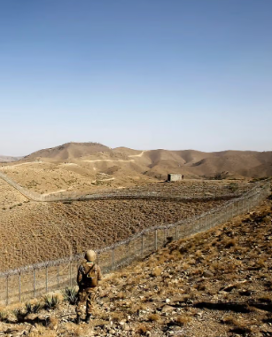 مصادر: اشتباكات بين قوات طالبان وحرس الحدود الباكستاني