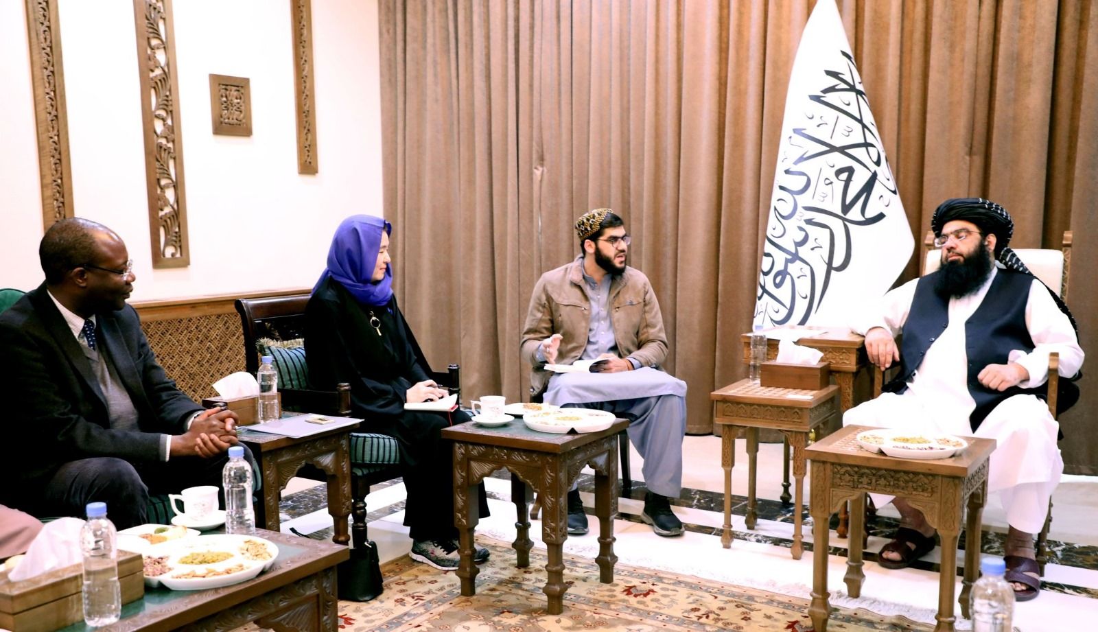 معاون رئیس الوزرای طالبان: امکاناتی برای حل مشکل فقر و بیکاری مردم نداریم