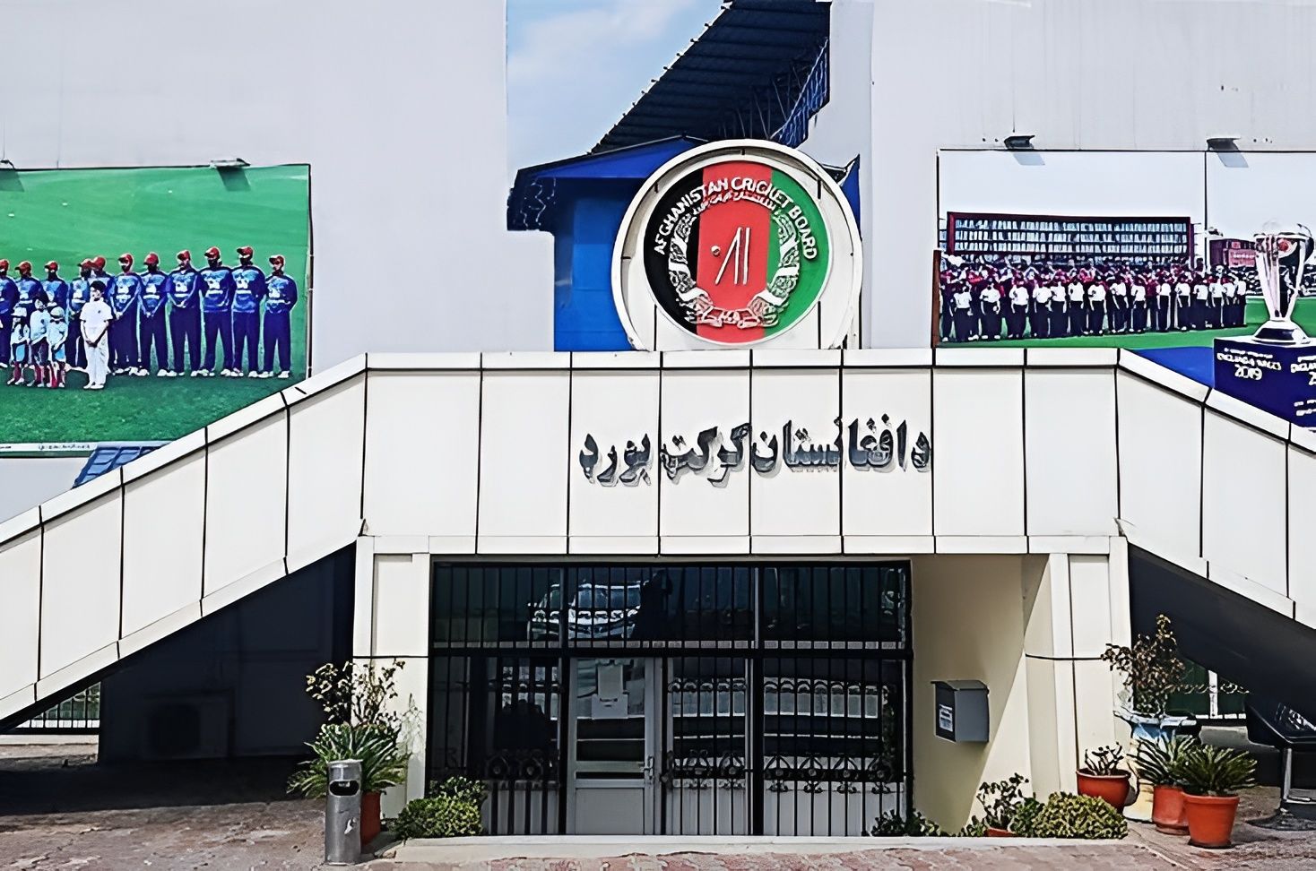 با وجود قطع انترنت، کریکت‌بورد خبر حامیان مالی تیم ملی را منتشر کرد