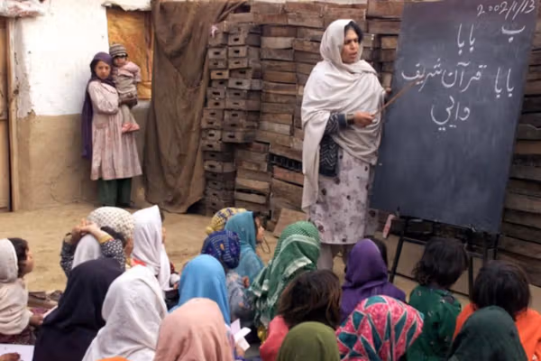 د خیبرپښتونخوا ښځې ویره لري چې پر دوی د افغان مېرمنو تریخ برخلیک تکرار نه شي