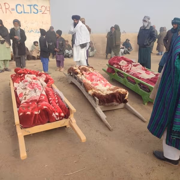 منابع محلی: اعضای طالبان در قندوز سه عضو یک خانواده را به ضرب گلوله کشتند