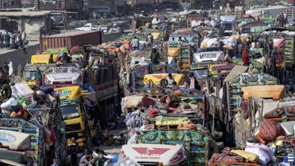 پرون له ایران او افغانستان نه څه باندې دوه نیم زره کډوال افغانستان ته جبري ستانه شوي