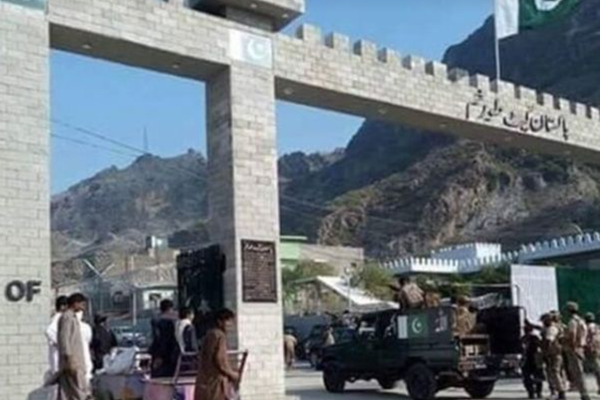 Taliban-Pakistan Military Forces Engage in Firefight at Torkham Border