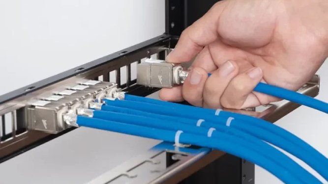 طالبان کدام خدمات اینترنتی را در افغانستان قطع می‌کند؟