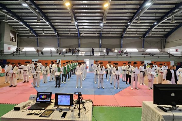 آغاز رقابتهای تکواندو جام گل سرخ در مزارشریف برای بزرگداشت روحالله نیکپا