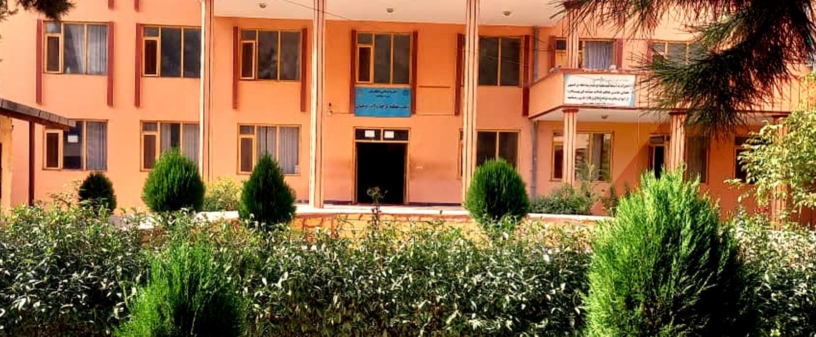 طالبانو په بدخشان کې ۴ کسان د الکولي مشروباتو او ټابلیټ کا د پلورلو په تور په دورو ووهل