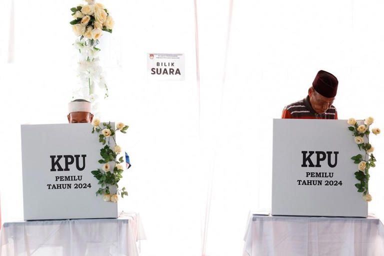 اندونزیایی‌ها در بزرگترین انتخابات یک‌روزه جهان به پای صندوق‌های رای می‌روند