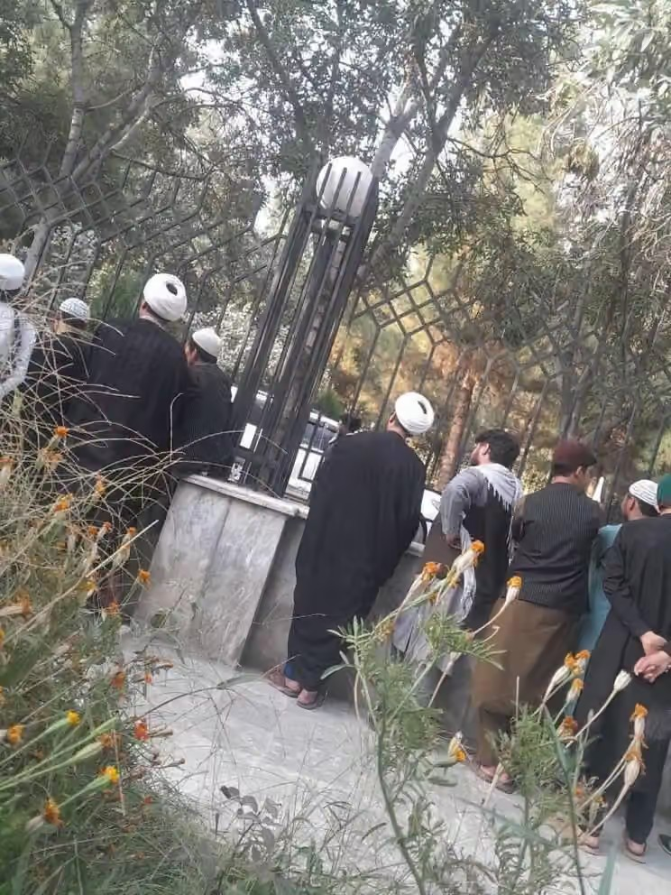 طالبان تُخلي حوزة خاتم النبيين الدينية الشيعية في كابل وتستولي على مبانيها