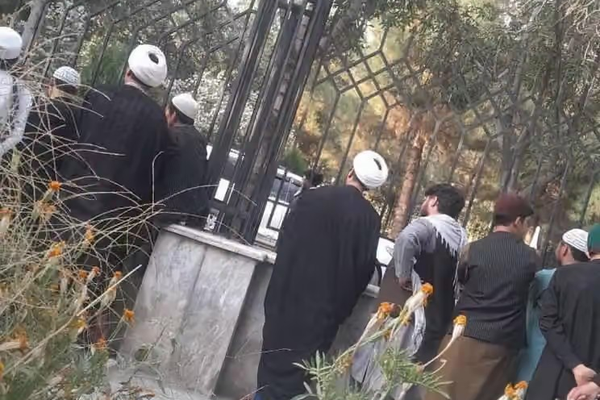 طالبان تُخلي حوزة خاتم النبيين الدينية الشيعية في كابل وتستولي على مبانيها
