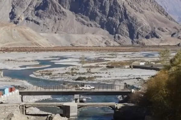 المرصاد: طالبانو په فیض اباد کې پر تاجکستان میشتو چینايي وګړو د بریدکوونکو مرکز په نښه کړی