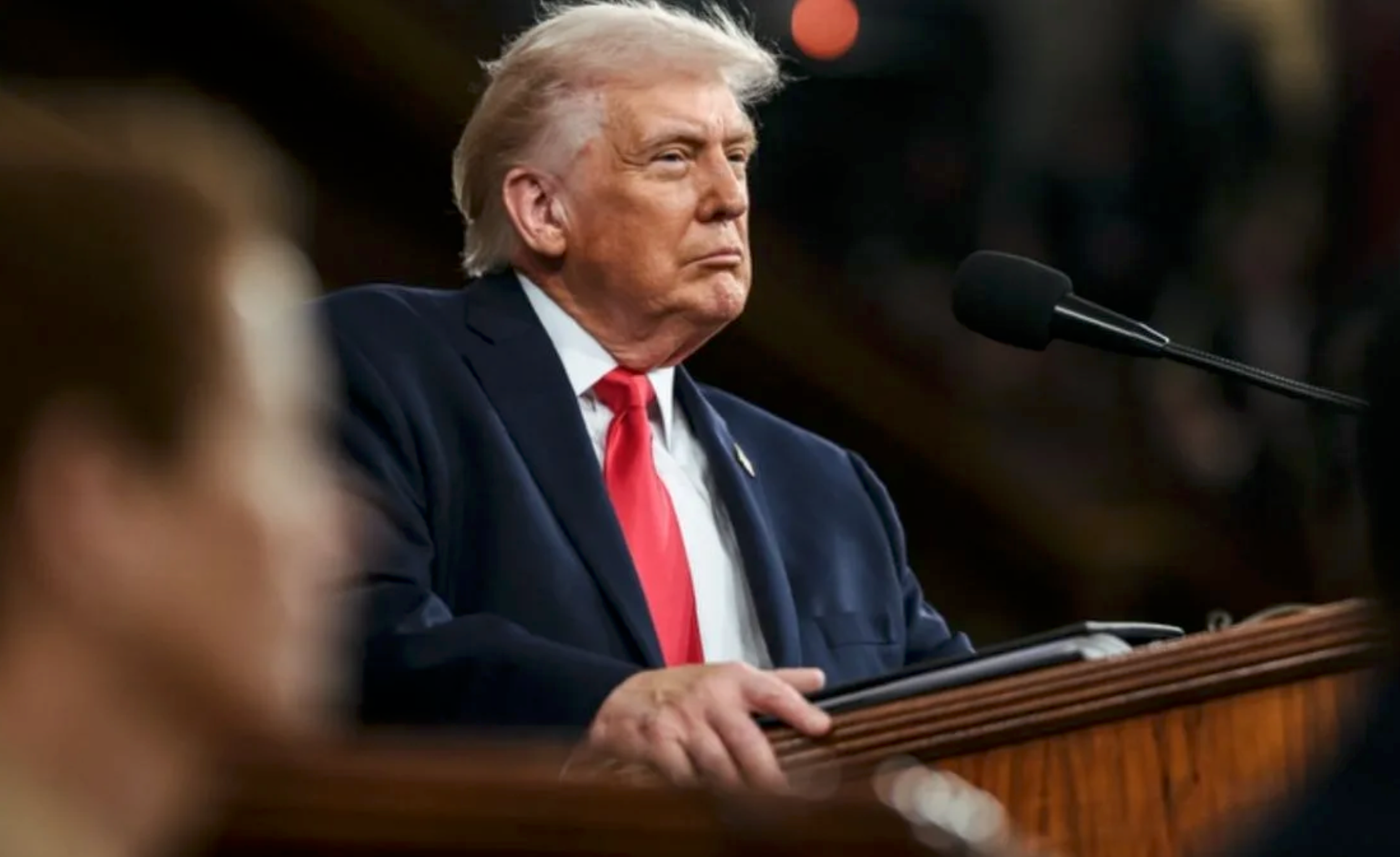 د سمندري کلابندۍ په دوام؛ ټرمپ یو‌ځل بیا د پاکستان په غوښتنه له ایران سره اوربند وغځاوه