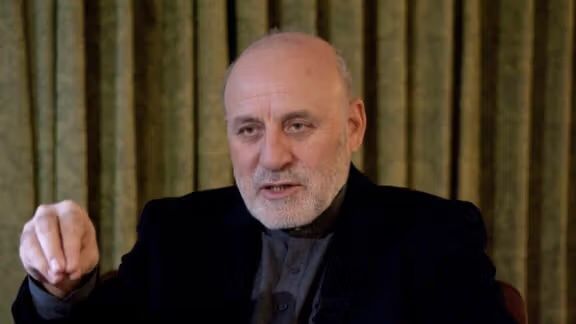 داوودزی: انتخاب سیستم ریاستجمهوری برای افغانستان یک خطای اساسی بود