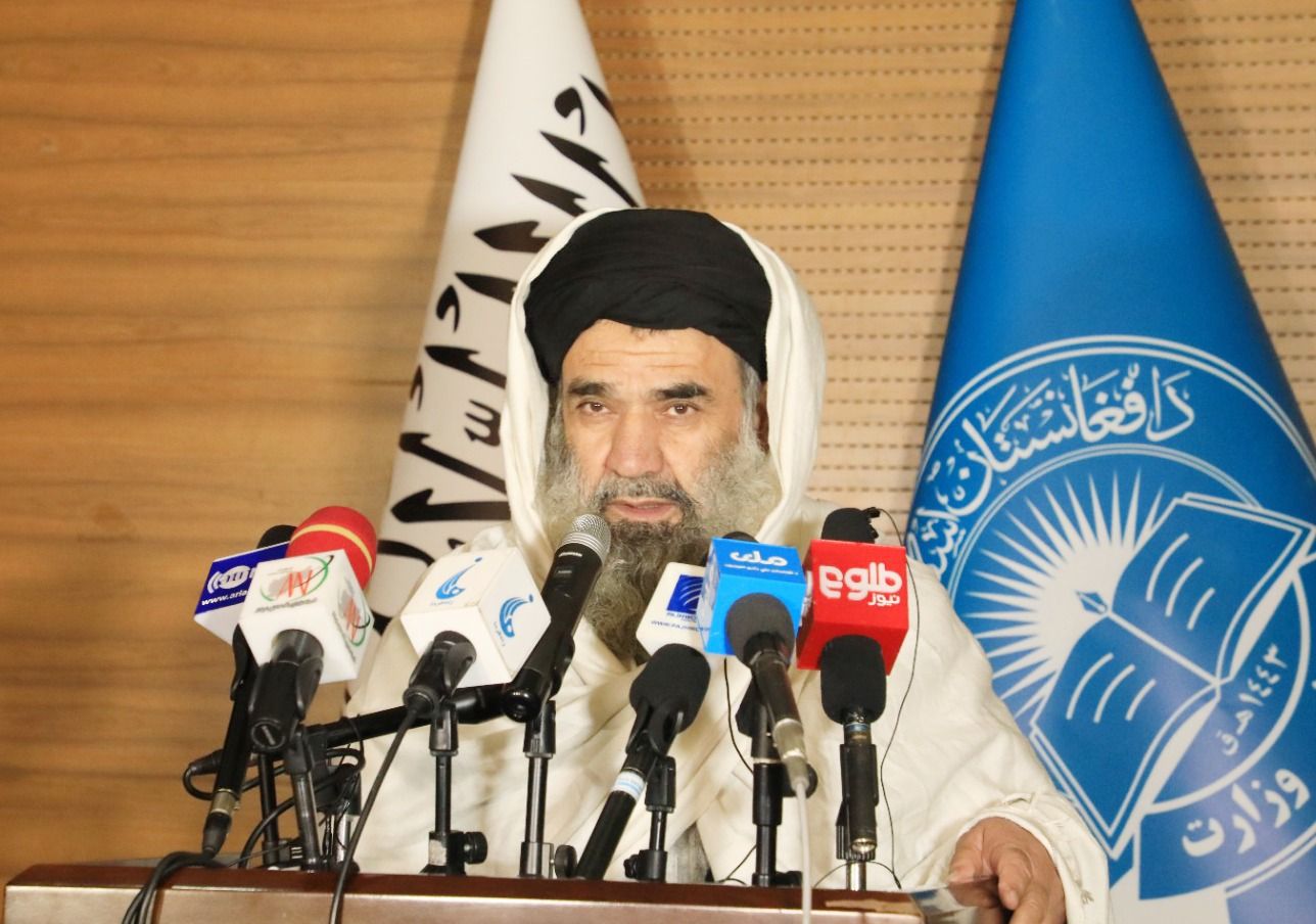 د طالبانو د پوهنې وزير: د اسلام نه خپرېدو له کبله د افغانستان خلک "کمونستان او غربيان" شول