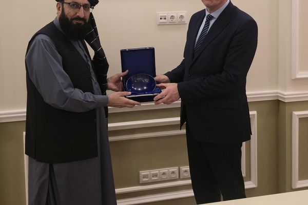 ترکمنستان کې د طالبانو او بیلاروس استازو د سیاسي او اقتصادي اړیکو پراختیا په اړه خبرې کړي