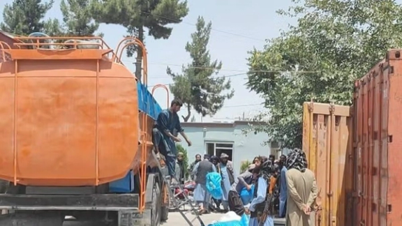 طالبانو په تخار کې د نږدې « ۶ زره کیلوګرامه» تاریاکو د نیولو خبر ور کړی