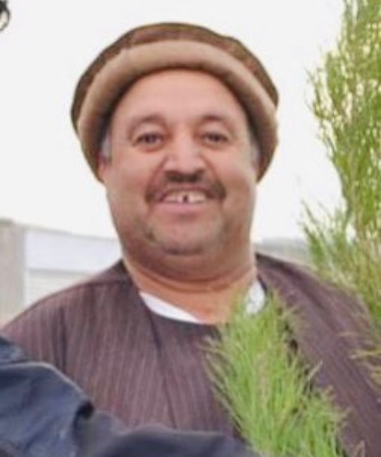 منابع می‌گویند افراد مسلح ناشناس یک فرمانده نزدیک به عطامحمد نور را در شهر مزارشریف کشتند