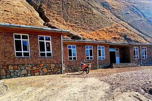 مردم ولسوالی اشترلی دایکندی با هزینه شخصی خود مکتب ساختند