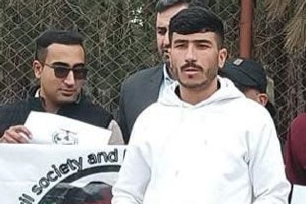 د بشري حقونو فعال احمد مجتبی محمدي له ۹ ورځو راهیسې د طالبانو په بند کې دی