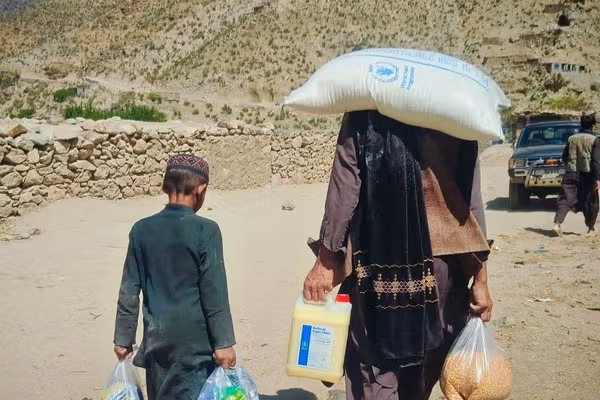 د خوړو نړۍوال پروګرام وايي، په افغانستان کې یې مرستې ۸۰ سلنه راکمې شوې دي