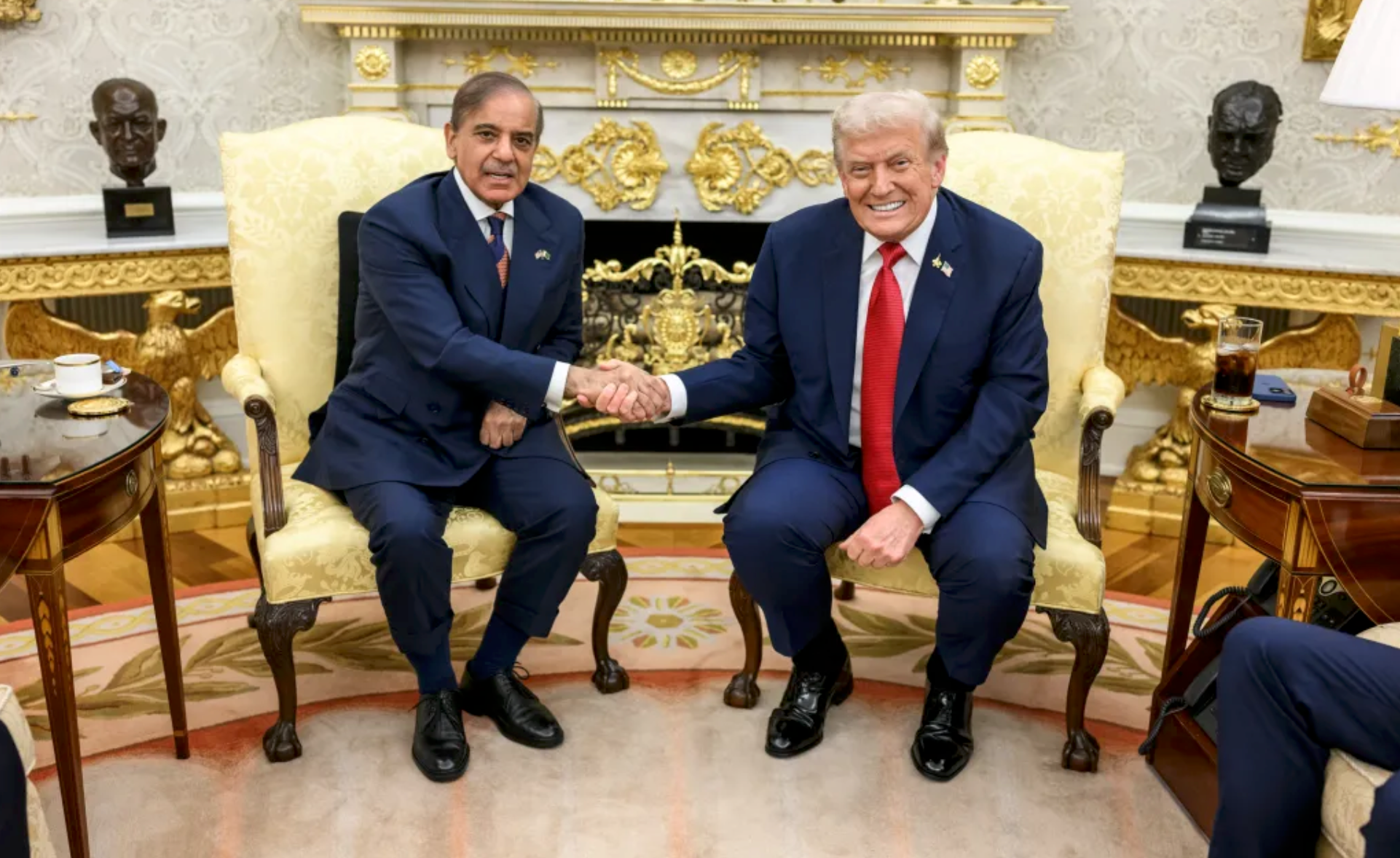 په پورونو کې ډوب پاکستان؛ اسلام اباد له امریکا څخه د ۱۰میلیارده ډالرو مالي ملاتړ غوښتی