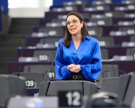 اروپايي چارواکې: د ټرمپ لخوا پر افغانستان تعرفه لګول سیاسي ځورونه او د خلکو پر مخ څپیړه ده