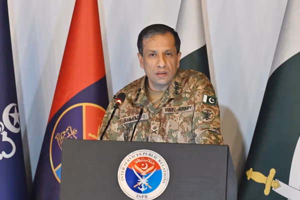 کشته شدن ۴۲ سرباز پاکستان در بلوچستان؛ ارتش پاکستان طالبان افغان را حامی شبهنظامیان دانست