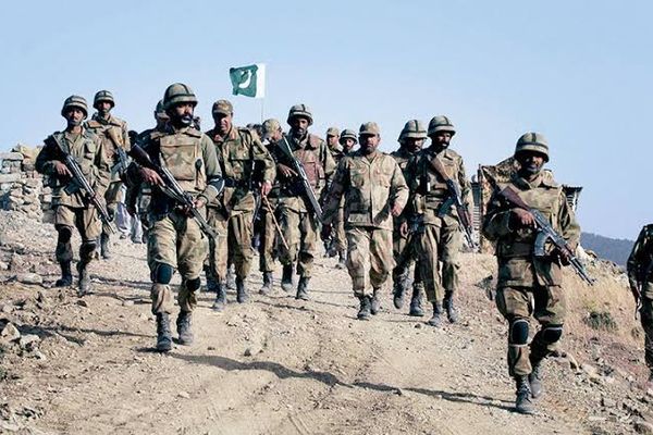 د پاکستان پوځ په پښتونخوا کې د ۱۳ وسلهوالو د وژل کېدو ادعا کړې