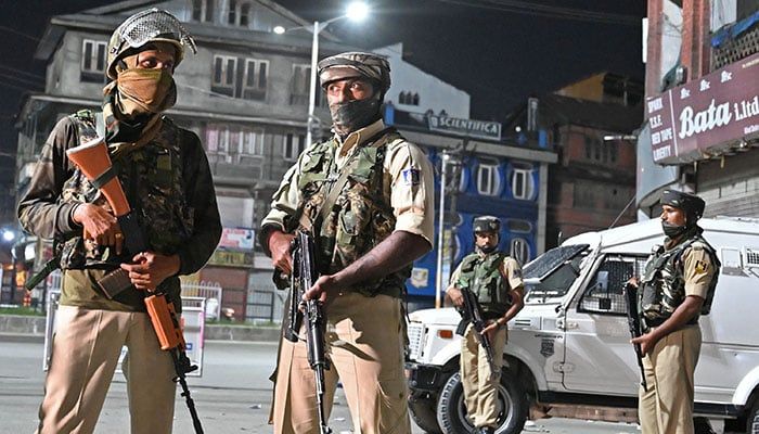 هندي رسنۍ: د کشمیر له پېښې وروسته هند د پاکستاني ډیپلوماتانو د اېستلو پرېکړه کړې ده