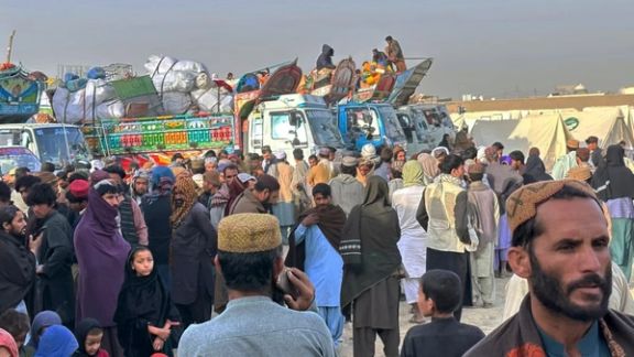 په تېر یوه کال کې له ایران، پاکستان او ترکیې څخه کابو یو میلیون افغانان هېواد ته ستانه شوي