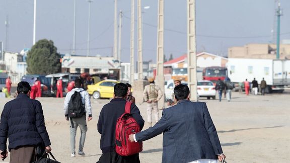 حالوش: نیروهای جمهوری اسلامی به خانه مهاجران افغان در خاش یورش برد