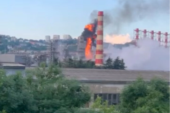 روسیه از سرنگونی ۷۵ پهپاد اوکراینی و آسیبدیدن پالایشگاه نفتش در کراسنودار خبر داد