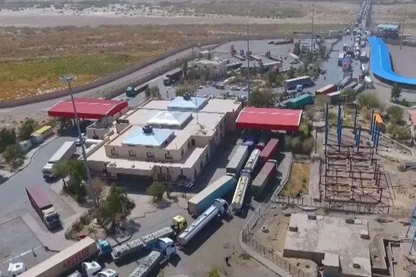 Afghan-Iran Border Closed Since 20 Days After Taliban’s Clash with Iranian Border Guards