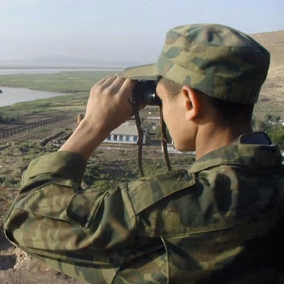 اشتباكات على الحدود تؤدي إلى مقتل أربعة مسلحين خلال محاولتهم عبور إلى طاجيكستان