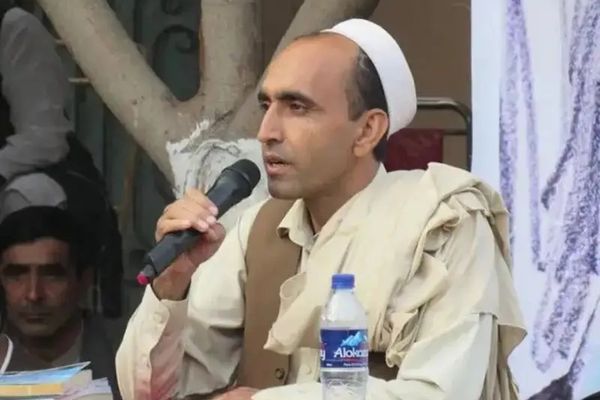 Pashto Speaker Poet & Critic Released From Taliban Detention