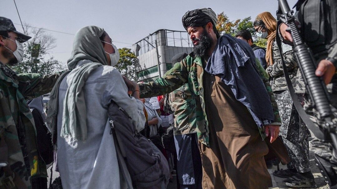 عفو بین‌الملل: طالبان با اعمال خشونت و ایجاد ترس در پی حذف زنان از جامعه است