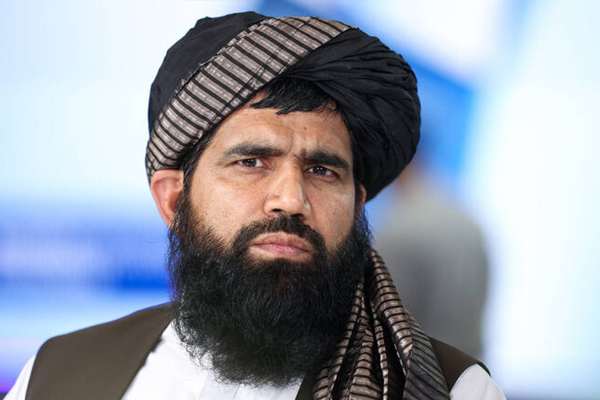 عبدالمنان عمري: دولتي ادارې مکلفې دي چې خپلو برخو کې د راستنو شویو هېوادوالو لاسنیوی وکړي