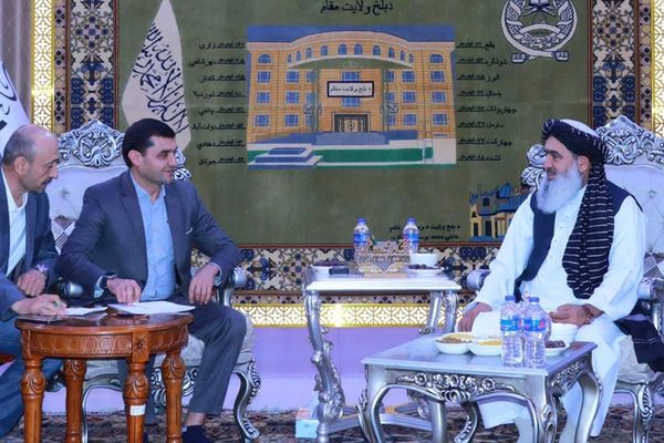 د طالبانو او ازبکستان د روغتیا وزیران د روغتونونو لپاره د عصري تجهیزیاتو په اړه غږېدلي دي