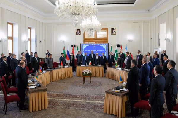 مقام وزارت خارجه طالبان: افغانستان به «مدیریت بحران» نیاز ندارد