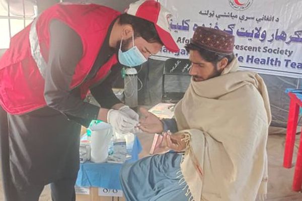 توتر يؤثر على أوضاع المرضى الأفغان في باكستان وطالبان تطالب بإعادتهم إلى أفغانستان