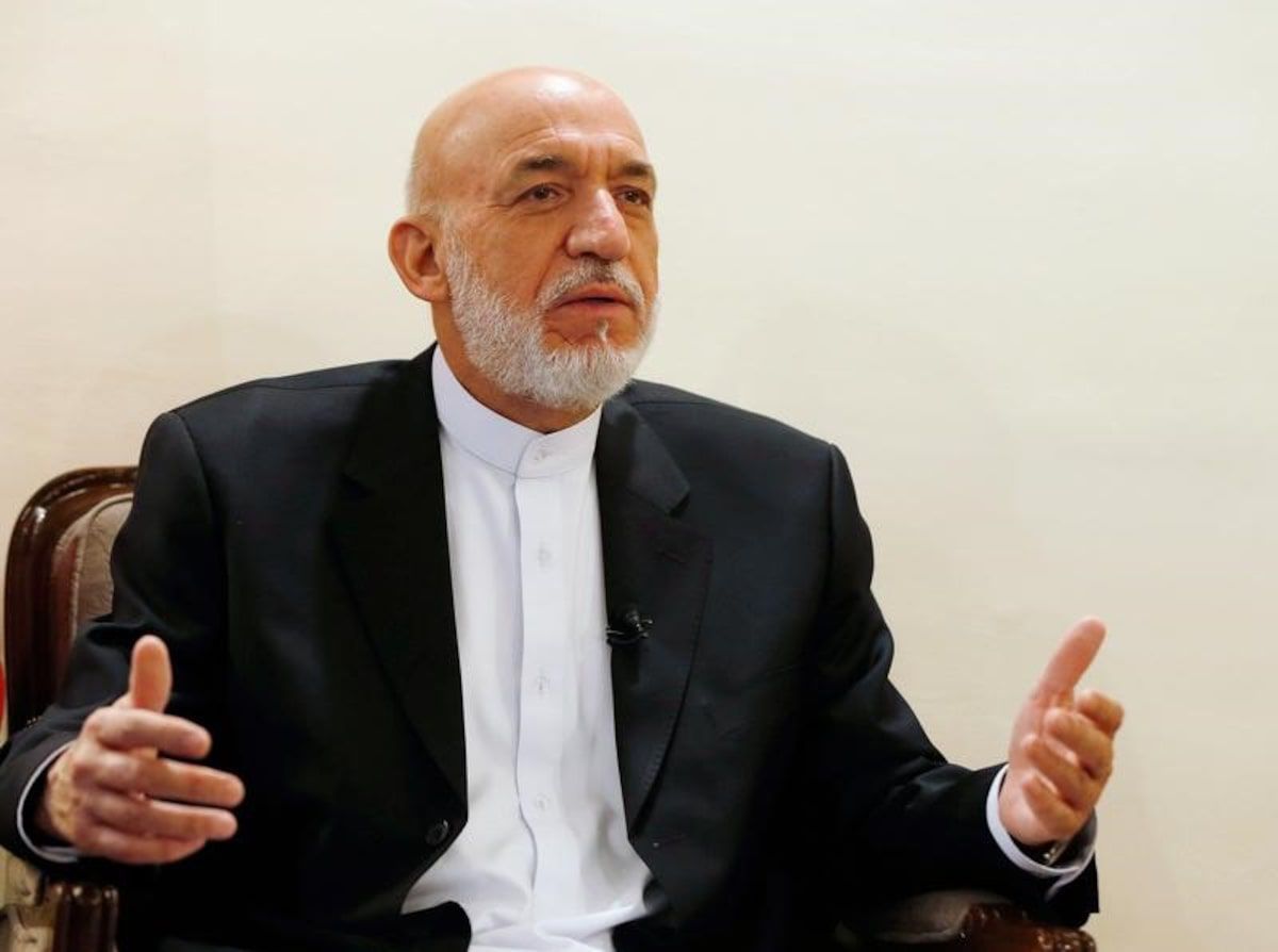 کرزی: ممنوعیت آموزش دختران توان ملی افغانستان را تضعیف میکند