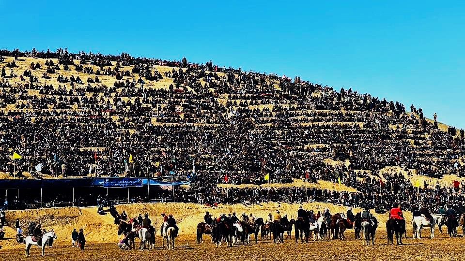 رقابت‌های دو روزه بزکشی با اشتراک چاپ‌اندازان ٩ ولایت در سرپل آغاز شد