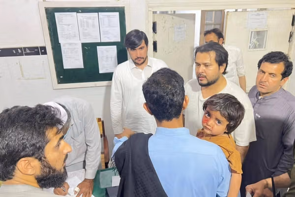 په پښتونخوا کې د ډرون څرخکې په برید کې ۸ کسان ټپیان شوي