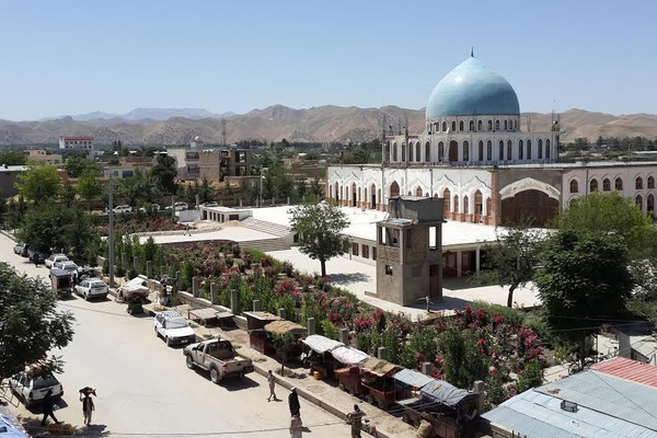 د فاریاب یو اوسېدونکی: طالبانو د شپې لهخوا د فوټبال لوبې پرمهال څلور ځوانان نیولي دي